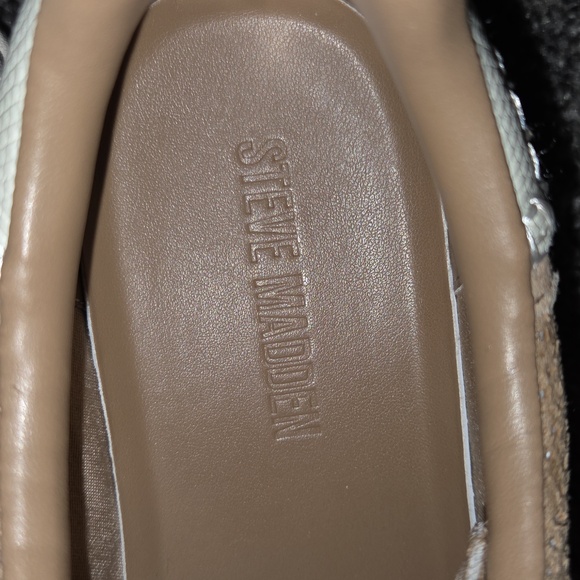 Steve Madden Tan and Cream Women's Sneakers - Picture 6 of 12